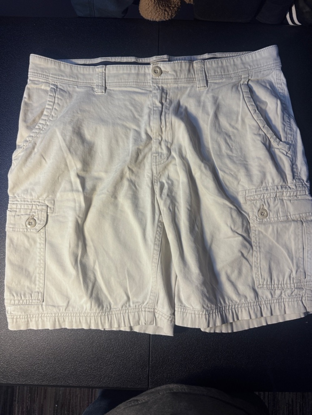 St. John's Bay White Men's Cargo Shorts